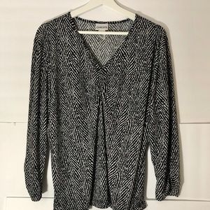 Chico’s black & white printed blouse